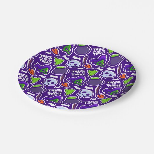 Halloween Theme Hexen und Skulls Pappteller (Schrägansicht)
