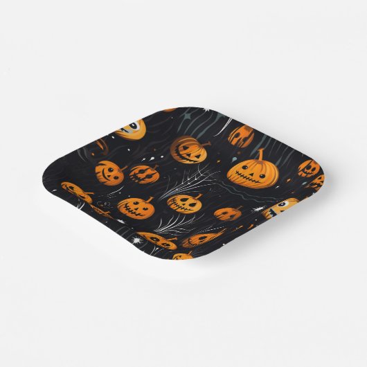 Halloween Themed Pappteller (Gewinkelt)
