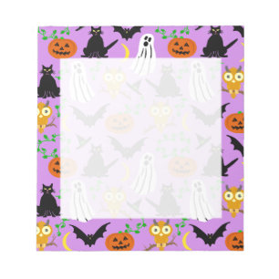 Halloween-Themen-Collage-Wurf-Muster Lila Notizblock