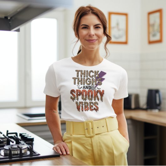 HALLOWEEN THICK THIGHS UND SPOOKY VIBES LEOPARD T-Shirt