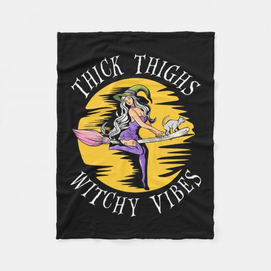 Halloween Thick Thighs Witchy Vibes Fleecedecke (Vorderseite)