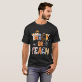 Halloween-Trick-Lehrer oder Halloween-Lehrer T-Shirt (Vorne ganz)