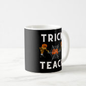 Halloween Trick oder Teach School Klassenzimmer Ko Kaffeetasse (VorderseiteRechts)