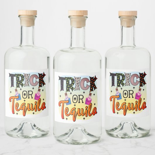 Halloween Trick oder Tequila Typografy Fun Alkoholflaschenetikett (Flaschen)