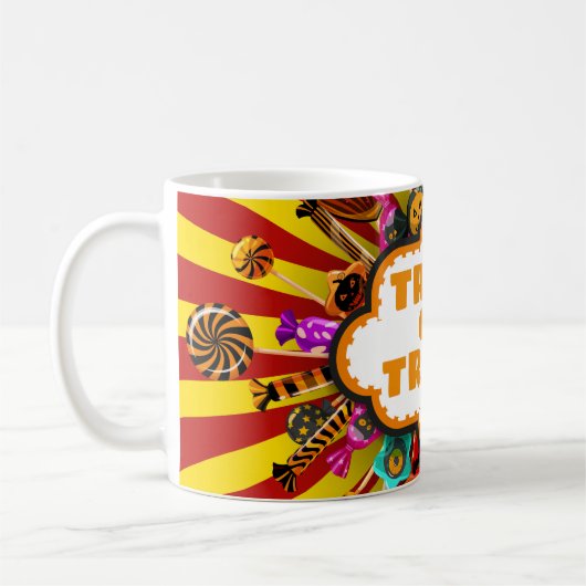 Halloween Trick oder Treat Candy und Süßigkeiten. Kaffeetasse (Links)