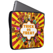 Halloween Trick oder Treat Candy und Süßigkeiten. Laptopschutzhülle (Vorne Rechts)