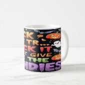 Halloween Trick oder Treat Kaffeetasse (VorderseiteRechts)