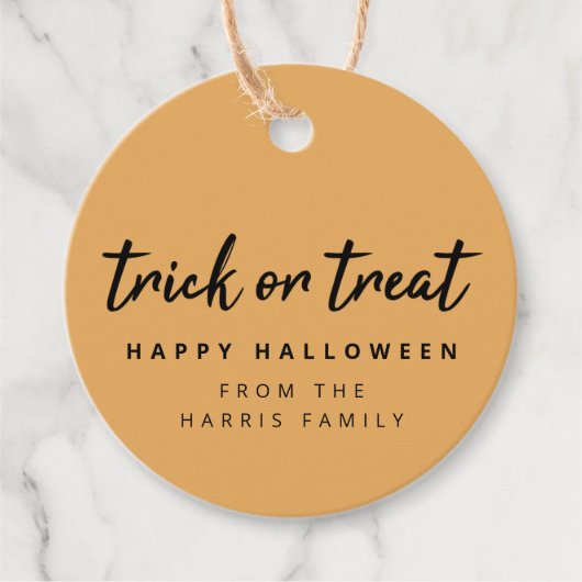 Halloween Trick oder Treat | Modernes, stilvolles  Geschenkanhänger (Vorderseite)