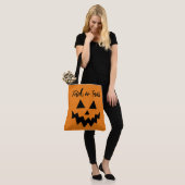 Halloween Trick oder Treat Orange Pumpkin Face Tasche (Am Model)