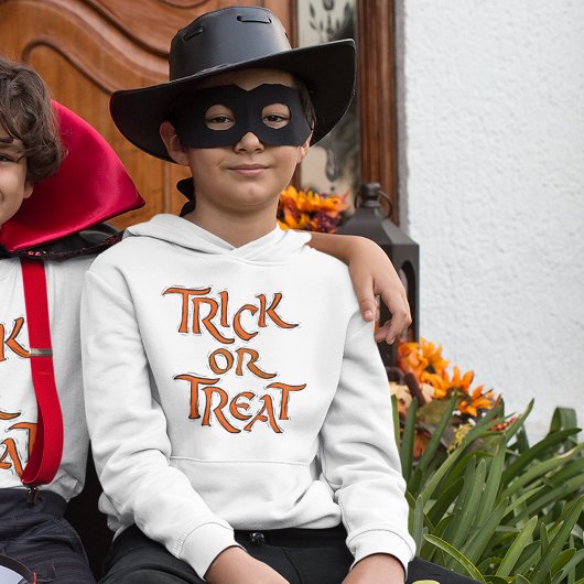 Halloween Trick oder Treat Orange Typografy Kids' Hoodie