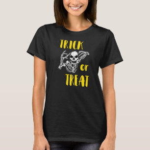 Halloween Trick oder Treat riechen meine Füße etwa T-Shirt
