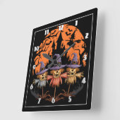 Halloween-Trio unter einem unheimlichen Mond Quadratische Wanduhr (Winkel)