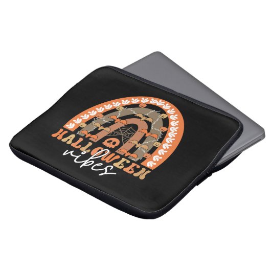 Halloween Vibes Boho Regenbogen Fall Spooky Laptopschutzhülle (Vorne Oben)