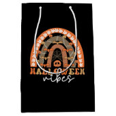 Halloween Vibes Boho Regenbogen Fall Spooky Mittlere Geschenktüte (Vorderseite)