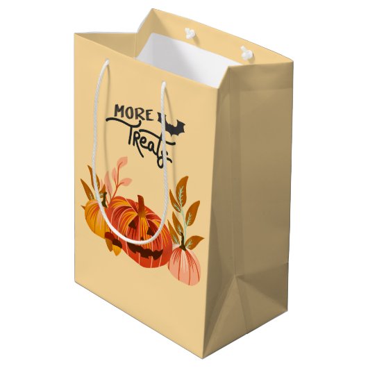 Halloween Vibes • More Treats Mittlere Geschenktüte (Rückseite Schrägansicht)