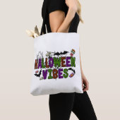 Halloween Vibes Tasche (Von Nahem)