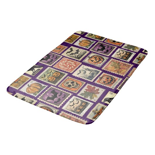 Halloween Vintage Stempel Muster Badematte (Schrägansicht)
