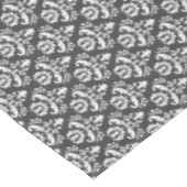 Halloween Vintager Viktorianischer Damask White Tischdecke (Schrägansicht)
