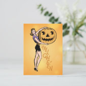 Halloween Vintages Button-Up-Girl mit Kürbiskur Postkarte (Stehend Vorderseite)