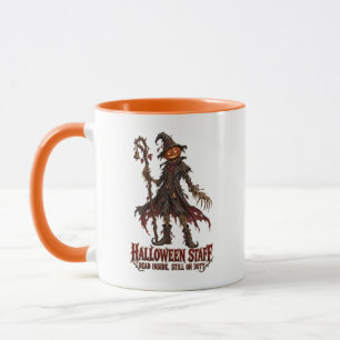 Halloween-Vogelscheuche tot im Inneren immer noch Tasse