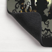 Halloween Vollmond im Hintergrund Mousepad (Ecke)