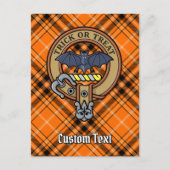 Halloween Wappen über Tartan Postkarte (Vorderseite)