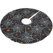 Halloween Web und Spinnen Hintergrund. Polyester Weihnachtsbaumdecke (Schrägansicht)
