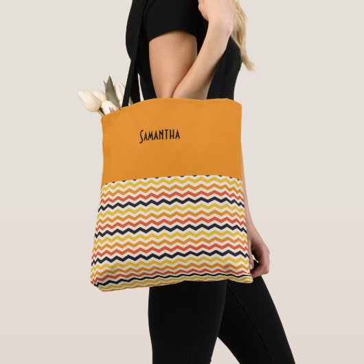 Halloween Zickzack Herbstfarben Orange Name Tasche (Von Nahem)