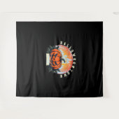 HalloweenTown 1998 Essenzieller T - Shirt Wandteppich (Vorderseite (Horizontal))