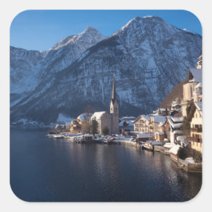 Hallstatt Stadt im Winter im Schnee Quadratischer Aufkleber