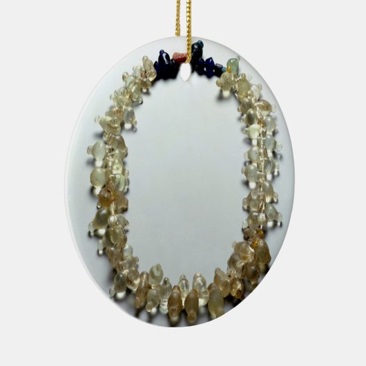 Halskette, von Pritlury, Eisenzeitalter, 4. Keramikornament (Rechts)