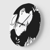 Halte ihr Haar zurück Große Wanduhr (Winkel)