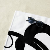 Haltemuster: Abstrakt schwarz, weiß, grau und rot Strandtuch (Beispiel)