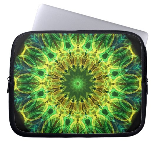 Halten des HandKaleidoskops Laptopschutzhülle (Vorderseite)