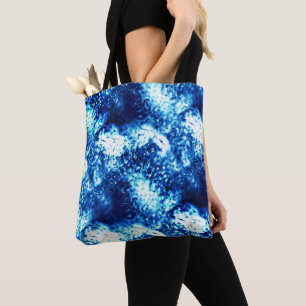Haltiges Showblau sieht aus wie mattiertes Glas Tasche