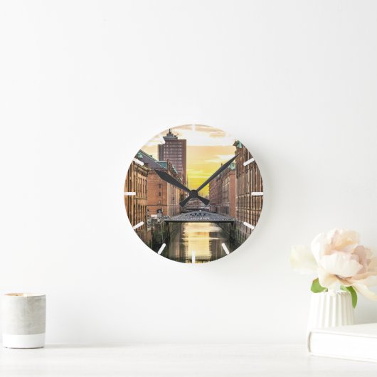 Hamburg CityScape Runde Wanduhr (Zuhause)