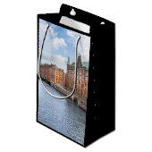 Hamburg Kleine Geschenktüte (Vorderseite Schrägansicht)