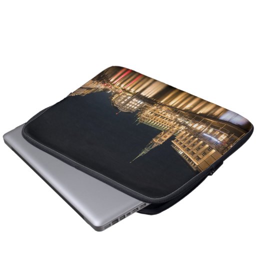 Hamburg Laptopschutzhülle (Vorne Knopf)