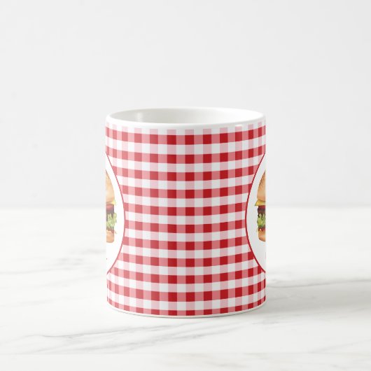 Hamburger auf Red Gingham mit benutzerdefiniertem Kaffeetasse (Mittel)