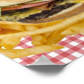 Hamburger, Fries, roter weißer Schachbrettboden Poster (Ecke)