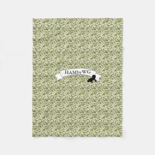 HAMbWG - Fleece Blanket - Green Camouflage (Vorderseite)