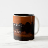 HAMbWG - Kaffee-Tasse - Zwei Herzen, eine Liebe Zweifarbige Tasse (VorderseiteRechts)