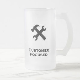 Hammer Wrench Kunde fokussiert schwarz Mattglas Bierglas