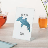 Hammerhead-Hai-Cartoon Sockelschild (In SItu)