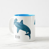 Hammerhead-Hai-Cartoon Zweifarbige Tasse (Vorderseite Links)