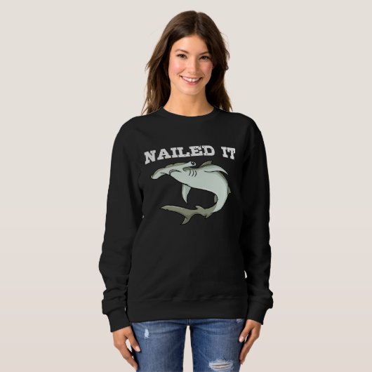 Hammerhead Shark Head Tooth Sweatshirt (Vorne ganz)
