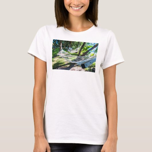 Hammock am Strand, Fidschi T-Shirt (Vorderseite)