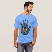 Hamsa Hand mit Augenkunstdarstellung T-Shirt (Vorne ganz)