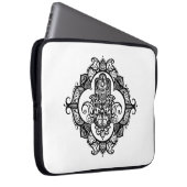 Hamsa mit ethnischem Verzierungs-Gekritzel Laptopschutzhülle (Vorne Rechts)