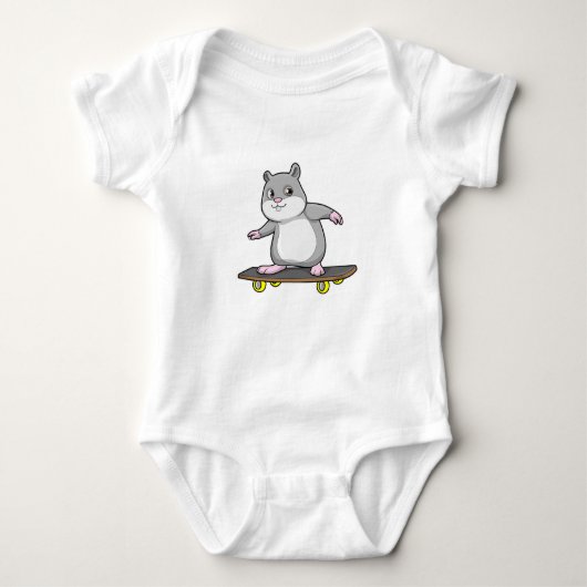 Hamster als Skater mit Skateboard Baby Strampler (Vorderseite)